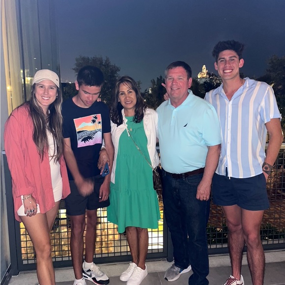 Meet your Posher, Candy - Picture 2 of 2